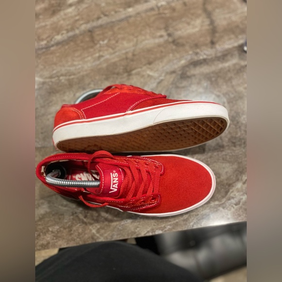 Red classic vans - Picture 8 of 9